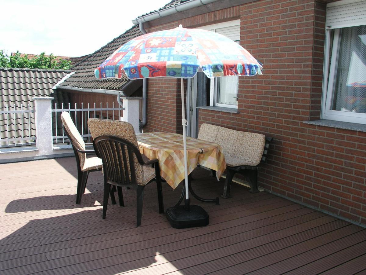 Ferienwohnung Am Deister Mit Grossem Balkon Springe Exterior foto